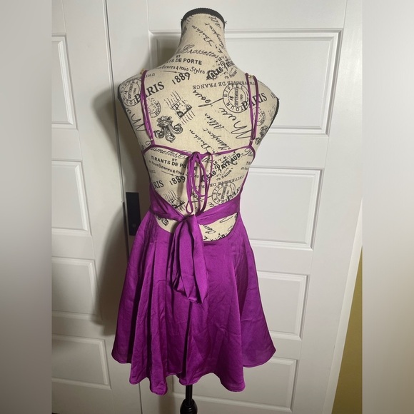 Lucy in the Sky Quinn A-line Dress in Purple Satin Hoco Homecoming - Picture 6 of 8